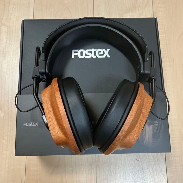 FOSTEX T60RP ヘッドホン+nici hifi 20ケーブル 他 おまけ付き 【値下げ中】