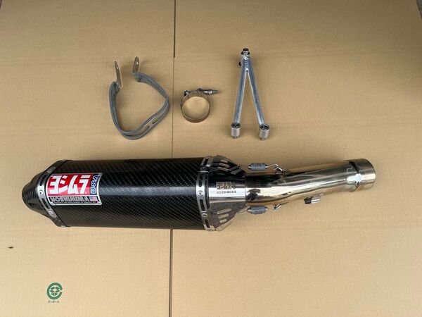 FZ1 逆輸入車用 USヨシムラ スリップオンカーボンマフラー