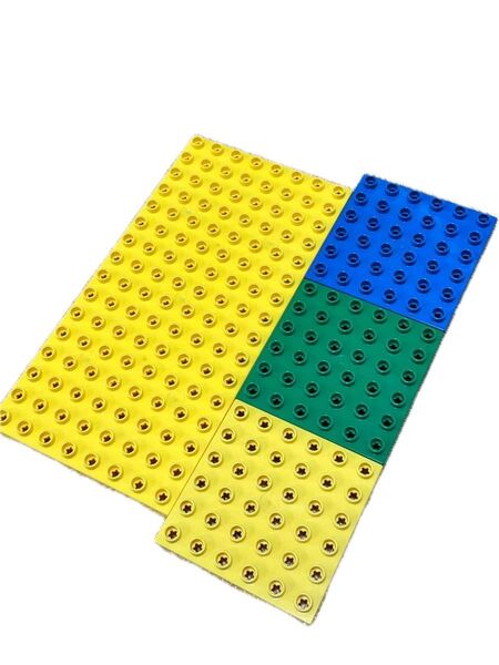 アンパンマン ブロックラボ 基礎板 黄a3