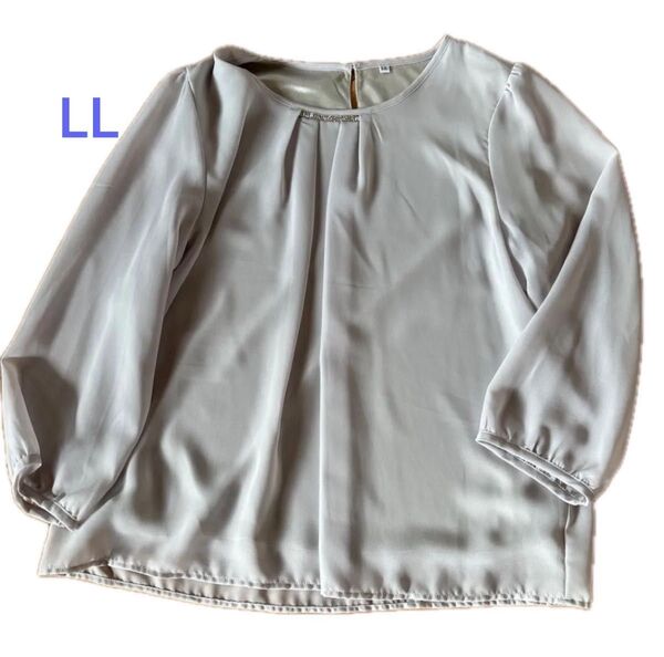 上品なシフォンブラウス 裏地付き ライトグレー LL