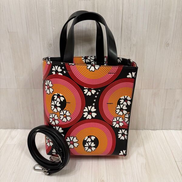美品 MARNI マルニ KIDS キッズ グラフィック M00809M00RJ 花柄 ショルダーバッグ