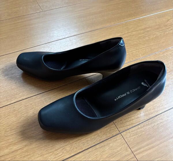 美品 OFFICE SUPPORT パンプス 黒 22.5cm ワイズEEE