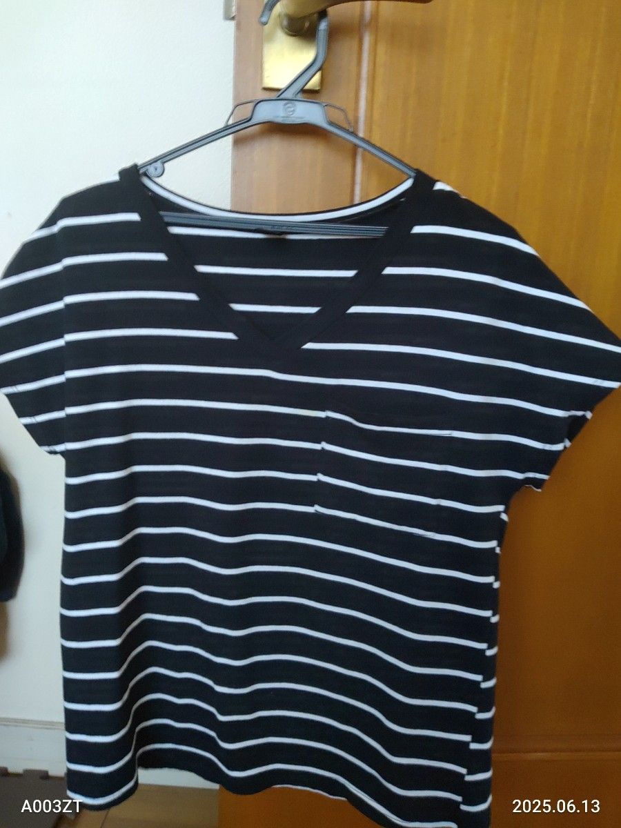 SHEIN ボーダー Tシャツ 半袖 黒 ブラック 紺 白