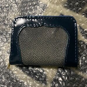 コードバン×エイ革 コンパクトファスナーウォレット ホースヌメ革 高級仕様 ネイビー 青系 新喜皮革 財布 ラウンドファスナー