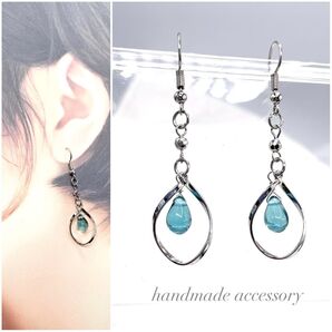 NO.266 再再販☆ツイストシルバーフープとシーブルーチェコビーズドロップピアス/イヤリング/サージカルステンレス/金具変更無料