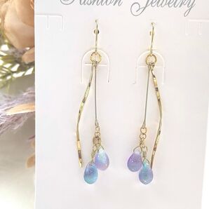 NO.244 人気☆ゴールドひねりスティックとチェコビーズドロップのピアス/イヤリング/サージカルステンレス/金具変更無料