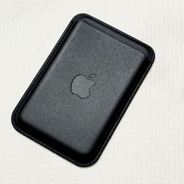 Magsafe iPhone レザーウォレット Midnight 黒 ブラック