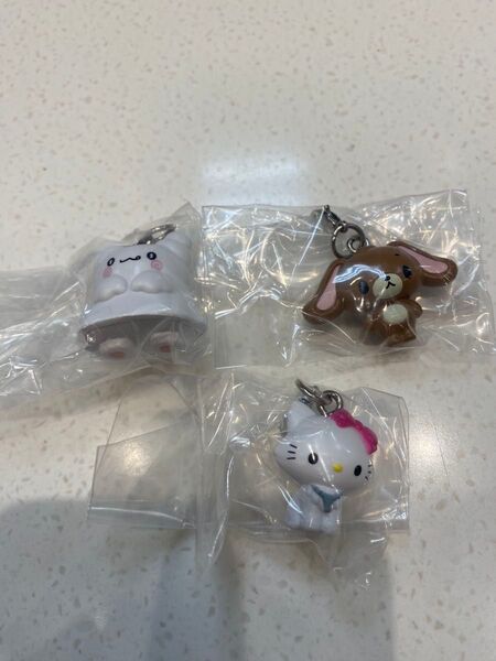 サンリオめじるしアクセサリー2 チャーミーキティ くろうさ はなまるおばけ