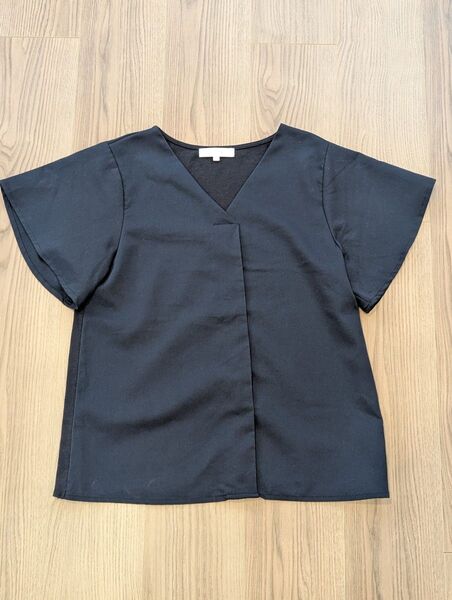 grove 黒 Vネック 半袖 トップス Lサイズ