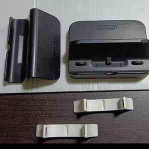 WiiU 純正 充電スタンド 本体縦置きスタンド白 プレイスタンド 3点セット 動作確認済