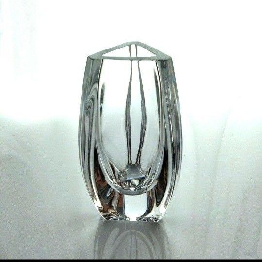 【新品】バカラ ブートンドール M サイズ フラワーベース 花瓶 Baccarat クリスタルガラス