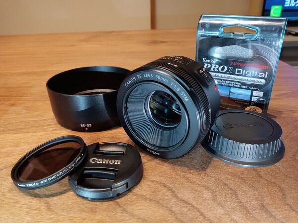 【高品位 Kenko C-PL レンズフィルター付き】極上品 Canon EF 50mm F1.8 STM 【初期不良保証付】