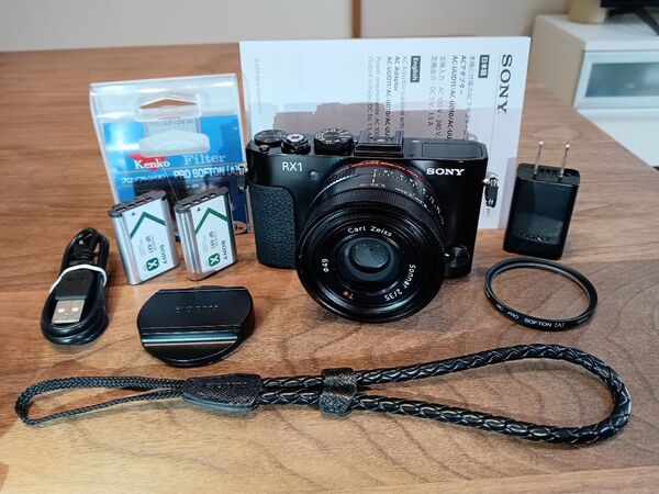 【純正バッテリー計2個+レンズフィルター付き】美品 SONY Cyber-shot DSC-RX1 安心初期不良返金保証付】