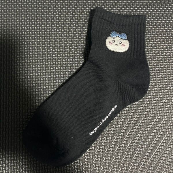 GU ちいかわ ハチワレ くつ下 靴下 黒 23-25cm
