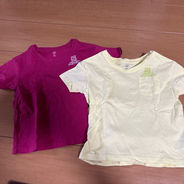 GAP トップス 2枚セット ※バラ売り不可