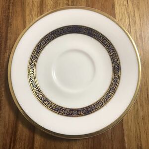 英国王室御用達 ROYAL DOULTON HARLOW 15.5cm ソーサー 送料無料