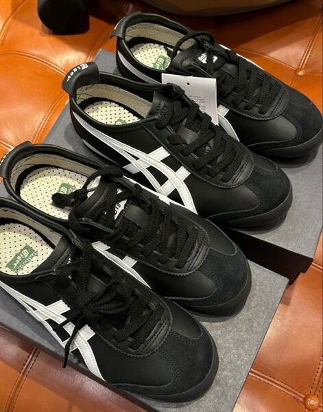 オニツカタイガー Onitsuka Tiger スニーカー Mexico66 靴 メキシコ66 黒 24cm 新品