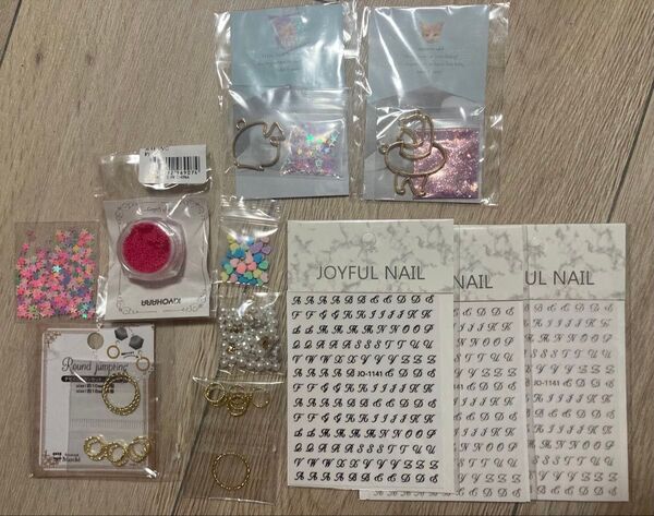 新品未使用★レジン、ネイル用パーツセット デコパーツ