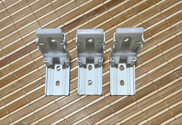TOSO トーソー クリエティ(シングル用)シェードブラケット ホワイト色3個 【未使用品】