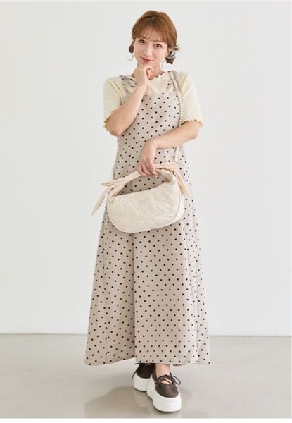 しまむら 辻希美コラボ ドットワンピース 新品未使用 ベージュ ロングワンピース