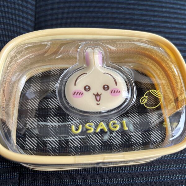 ちいかわ うさぎ ぷっくりポーチ