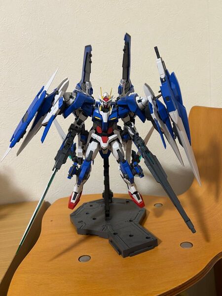 MGダブルオーザンライザーとMGダブルオーライザーセブンソードGのミキシング ガンダム MG ガンプラ マスターグレード 完成品