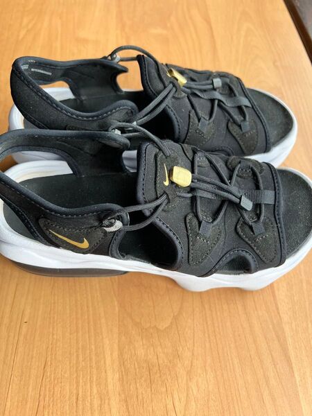 NIKE air max koko ナイキ エアマックスココ サンダル 白黒 23