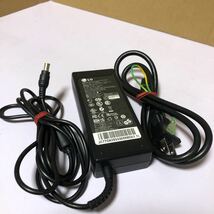 中古LG AC ADAPTER AAM-00 19.5V~5.65A 外径約6.3mm 内径約2.7mm 動作品SHA342_画像1