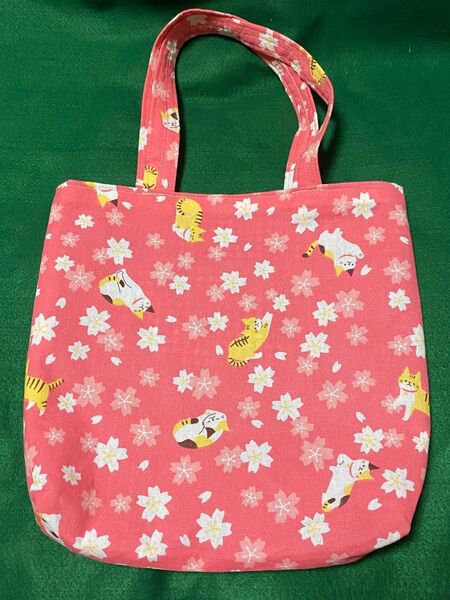 値下 ハンドメイド 猫&桜柄トートバッグ