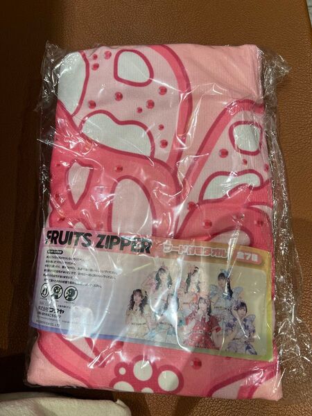FRUITS ZIPPER フード付きタオル 松本かれん GiGO限定
