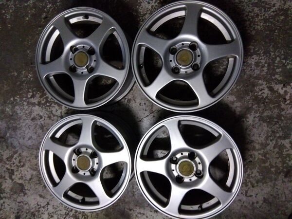 送料込み 14インチ アルミ ホイール PCD100 4穴 5.5j+40