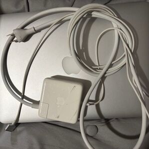 Apple MacBook Pro 2015 充電器つき