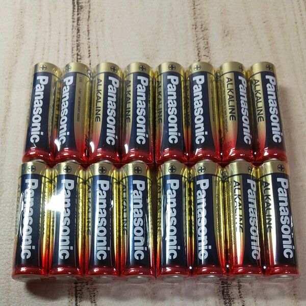 パナソニック アルカリ乾電池 単3形電池 4本セット 4個 16本 長期保存 金パナ LR6T/4S Panasonic 乾電池