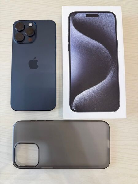 iPhone15Pro max 256GB ブルーチタニウム 美品 バッテリー85% ケース付
