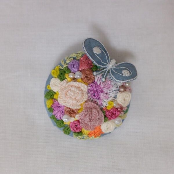 ミナペルホネン ハンドメイド ブローチ