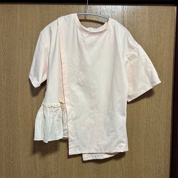 ピンク フリル アシンメトリー トップス