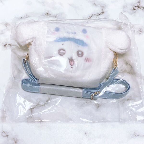 ちいかわ×サンリオ キャラクターズ コラボ商品 ハチワレ×シナモンロール ポシェット