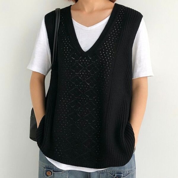 透かし編み ベスト ブラック レース編み かぎ編み ジレ ビスチェ 新品 黒 ノースリーブ ニットベスト チュニック