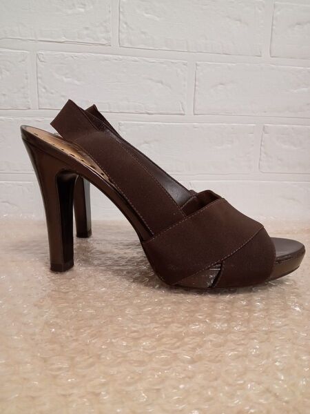 BCBGirls☆サンダル ハイヒール BROWN GOLD 23cm