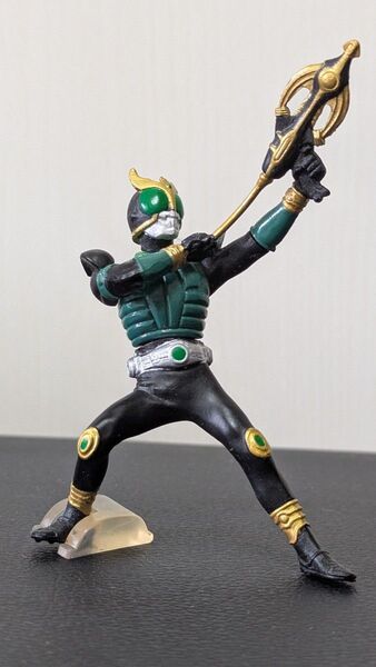 HG仮面ライダー バンダイ ガシャポン 仮面ライダークウガ ペガサスフォーム