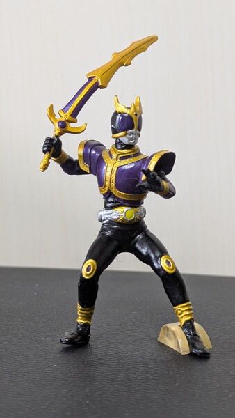 HG仮面ライダー バンダイ ガシャポン 仮面ライダークウガ ライジングタイタン