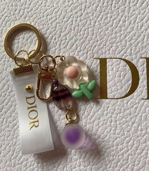 Dior リボン ・キーホルダー 〈新品〉