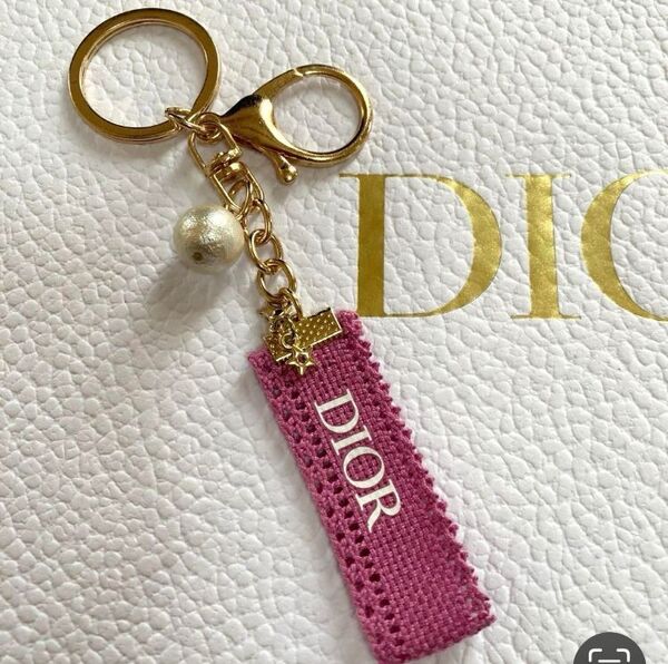 Dior ノベルティ チャーム ・キーホルダー スター 限定お値下げ!