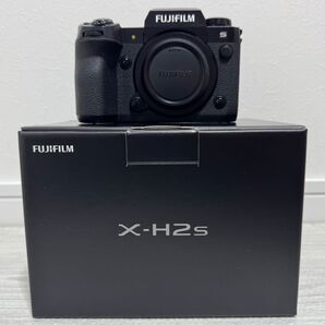 FUJIFILM X-H2S