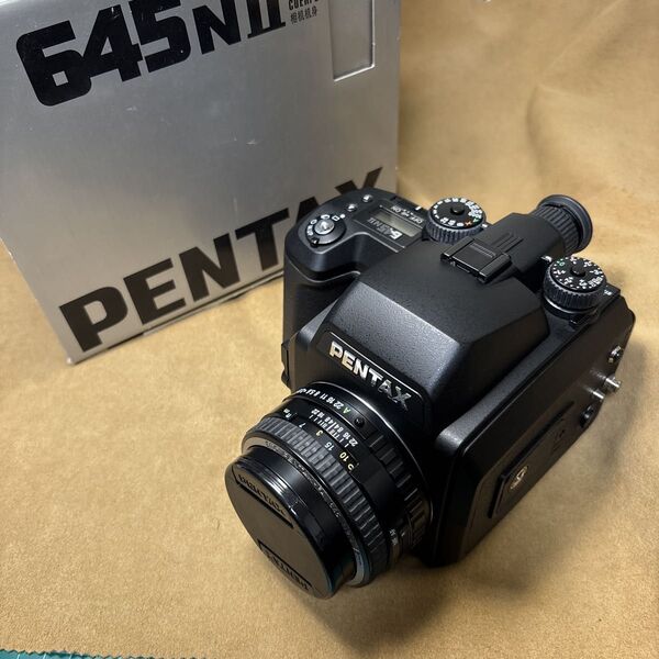 美品 Pentax 645N II + FA 75mm F2.8 フィルムカメラ