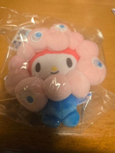 ミャクミャク マイメロディ 万博会場限定 カラビナ付きマスコットキーホルダー ぬいぐるみ