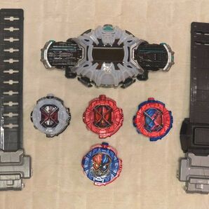 仮面ライダージオウ変身ベルト DXジクウドライバー ベルト ウォッチ3個+おまけ食玩ウォッチ