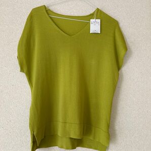 JAYROニット グリーン Vネック フレンチスリーブ