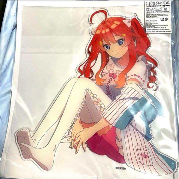 五等分の花嫁 中野五月 アパレルコラボ 特大アクリルスタン