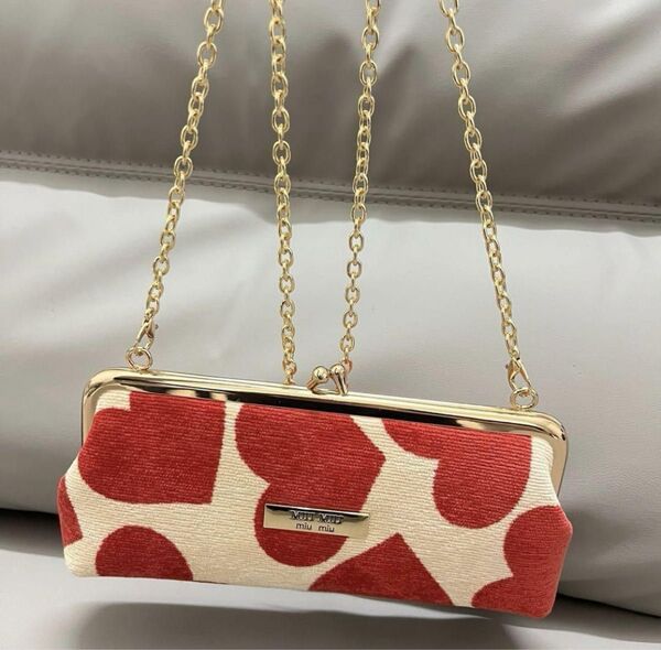 ミュウミュウ MIUMIU ノベルティ ポーチ がま口 ハート ショルダーバッグ